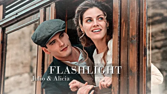 Gran Hotel / Гранд Отель (Хулио и Алисия) - Flashlight