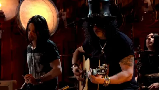 Slash feat. Myles Kennedy and the Conspirators «Fall to Pieces» (2012)