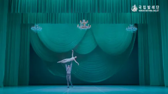 Giselle + La Sylphide + The Dying Swan + La Bayadère + Talisman + Harlequinade + Trace [excerps] - Korean National Ballet