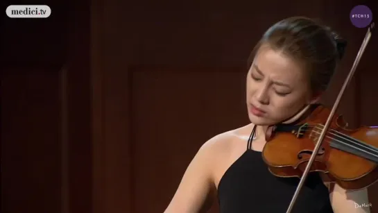 1004 (5) J. S. Bach - Partita No 2 in D minor, BWV 1004 / 5. Chaconne - Clara-Jumi Kang, violin