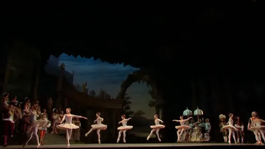 The Sleeping Beauty [choreography by Marius Petipa] - The Royal Ballet [Marianela Núñez, Vadim Muntagirov, Claire Calvert] 2018