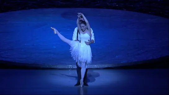 Swan Lake [choreography by Graeme Murphy] - The Australian Ballet