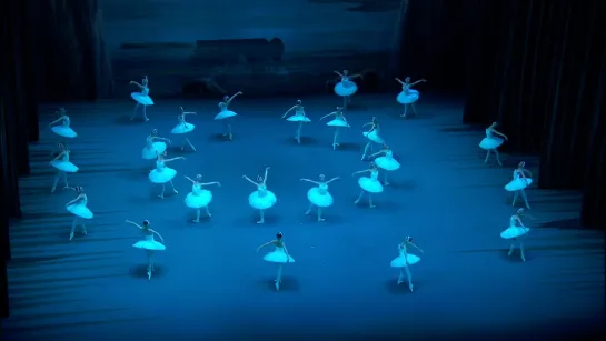 Swan Lake [by Yuri Grigorovich] 2/2 - Olga Smirnova, Jacopo Tissi, Egor Gerashchenko - Bolshoi B. 2020