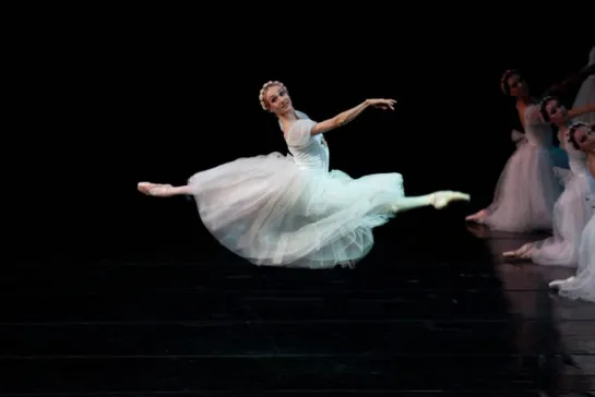 Les Sylphides (Chopiniana) [by Agrippina Vaganova] - Alina Somova, Xenia Fateyeva, Svetlana Ivanova, Nikita Korneyev - Mariinski