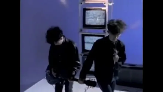 The Jesus And Mary Chain - Happy When It Rains