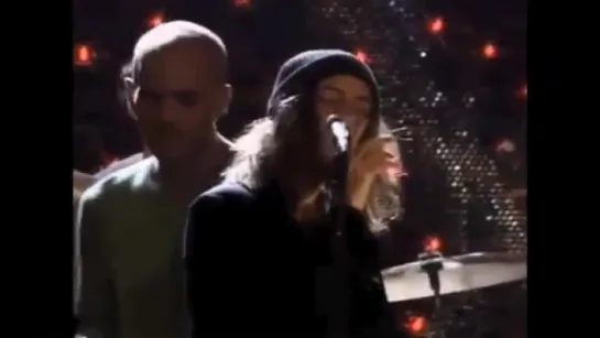 R.E.M & Patti Smith  - E-Bow the Letter (Live in New York)