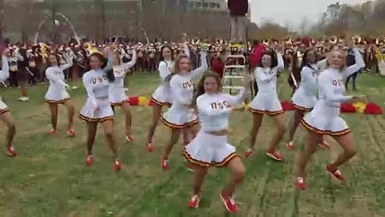 Tusk performed by USC Marching Band at battle of the bands