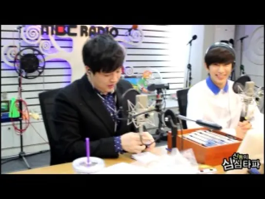 140304 B1A4 Sandeul & Gongchan & AOA Hyejeong, Shrinking Warning @ Simsimtapa