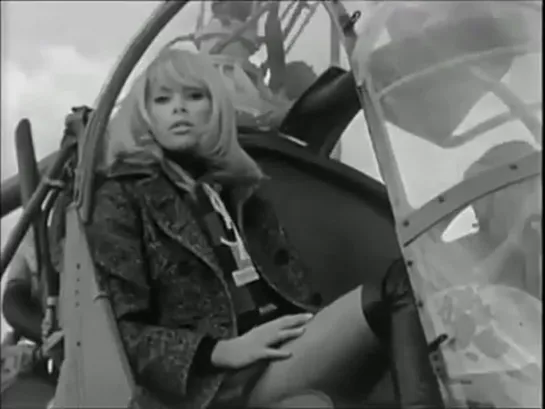 Mireille Darc - Hélicoptère (très rare, 1969)