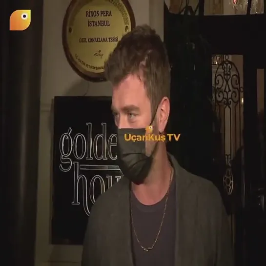 KıvançTatlıtuğ KivancTatlitug BasakDizerTatlituğ - Kivanc expresses his happiness about their expected Baby . (1)