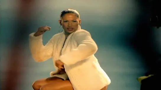 Jennifer Lopez feat. Jadakiss & Styles P - Jenny From The Block