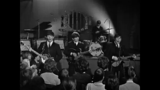 The Beatles - She Loves You (1963)