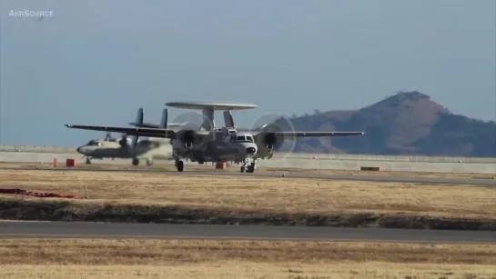 ГРУММАН Е-2 “ХОКАЙ“ - АМЕРИКАНСКИЙ ПАЛУБНЫЙ САМОЛЕТ ДАЛЬНЕГО РАДИОЛОКАЦИОННОГО ОБНАРУЖЕНИЯ