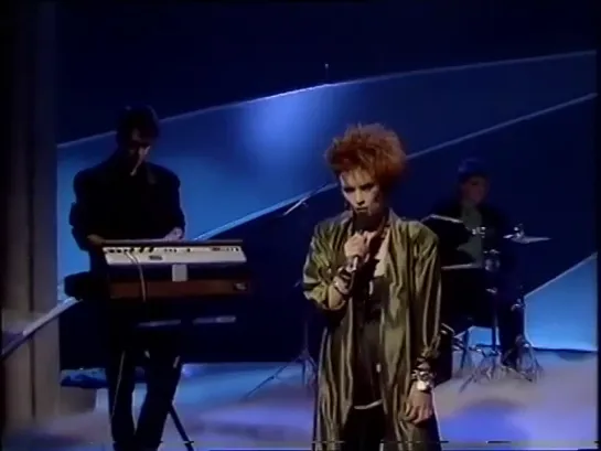 SHEENA EASTON - Do It For Love (Wogan, 25.11.1985)