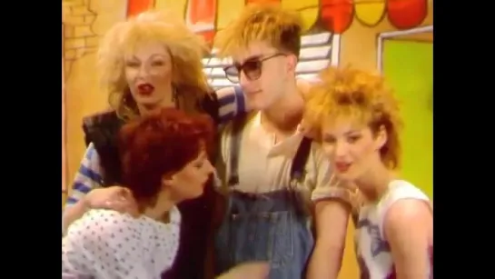 BANANARAMA & FUN BOY THREE - Really Saying Something (1982)