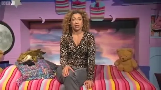 Alex Kingston - CBeebies Bedtime Story- 255 (03.08.2011) - Bella and Monty – A Hairy Scary Night