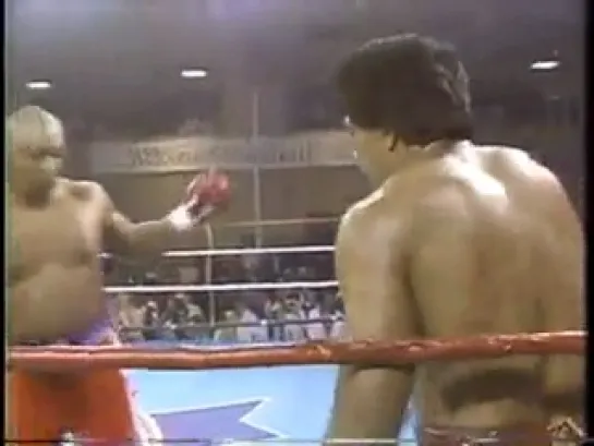 1988-10-27 George Foreman vs Tony Fulilangi