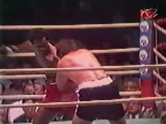 1973-09-01 George Foreman vs Joe Roman (WBC & WBA Heavyweight Titles)