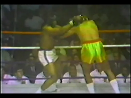 1968 George Foreman vs Albert Wilson (Golden Gloves)