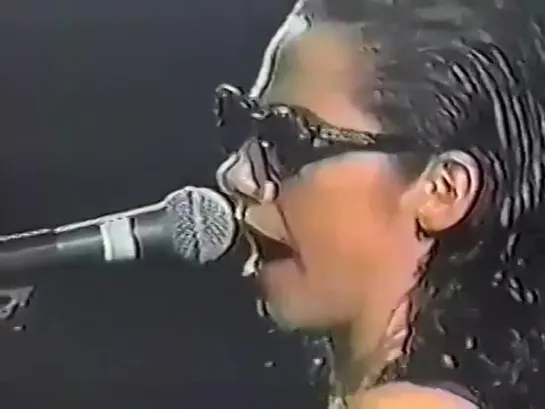 PJ Harvey - 7-01-93 @ The Metro, Chicago