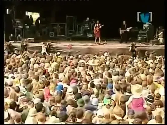 PJ Harvey – Man-Size [big day out, 2001]