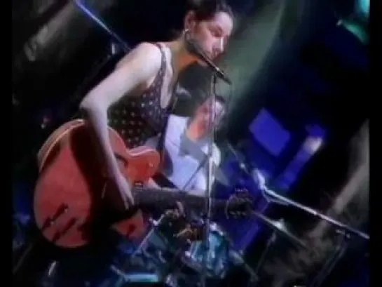 PJ Harvey - Dress (live)