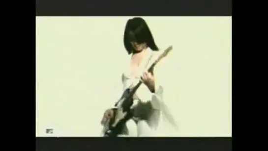 PJ Harvey - This Is Love