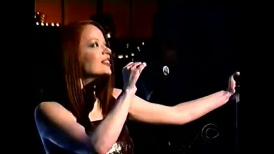 Garbage - The World Is Not Enough (Live Late Show with David Letterman 1999)