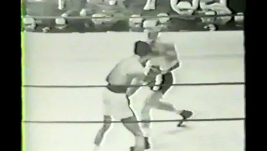 1961-01-07 Carmen Basilio vs Gaspar Ortega