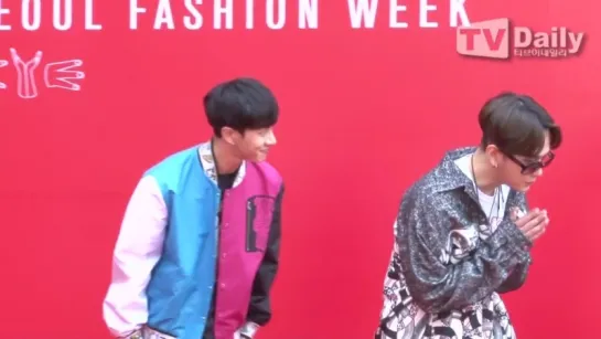 [NEWS] 23.03.2016 TV Daily - HERA Seoul Fashion Week F/W 2016 - JunHyung & KiKwang