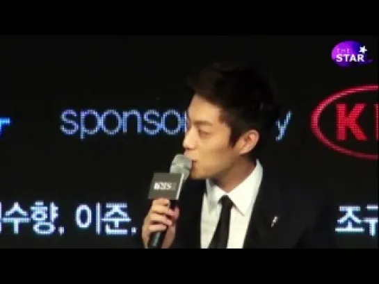 [NEWS] 13.11.2012 The Star - Iris 2 Press Conference - DooJoon