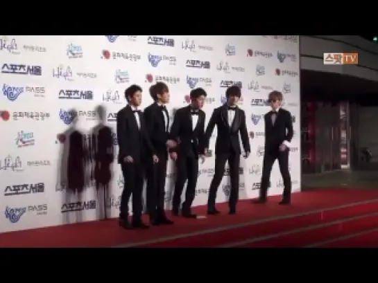 [NEWS] 19.01.2012 Spot TV - 21st Seoul Music Awards Red Carpet - BEAST