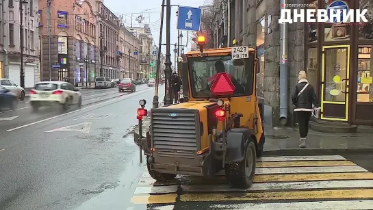 Уборка снега в Петроградском районе