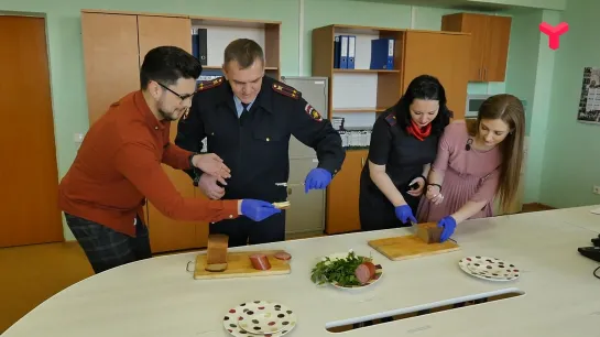 Готовим бутерброд одной рукой