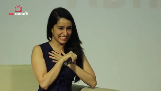 Exclusive: Shraddha Kapoor Funny Moment With IIT Students ¦ ViralBollywood