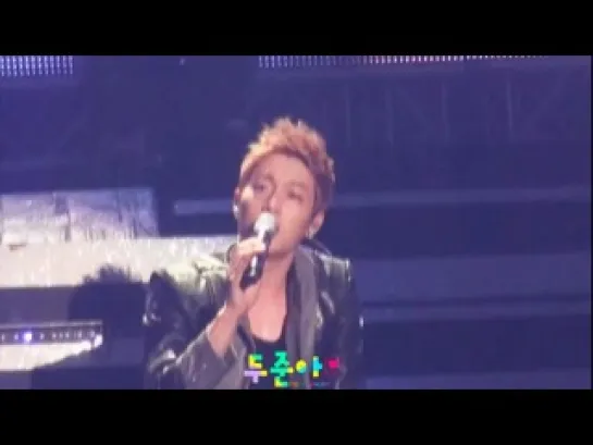 [FANCAM] 5.02.2012 BEAST - Clenching A Fist Tight (DooJoon focus) @ Beautiful Show in Seoul