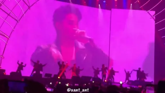 [FANCAM:TOUR] 180511 Концерт «GOT7 2018 World Tour: Eyes On You» в Бангкоке, Таиланд (День 1).