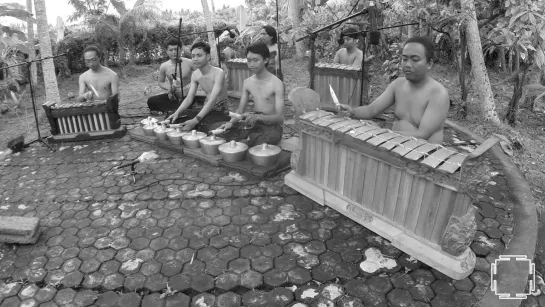 1080c) J. S. Bach / Yan Priya Kumara Janardhana - Die Kunst der Fuge, BWV 1080 .Canon II -  Gamelan Kembang Ceraki