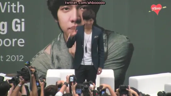 120824 Lee Seung Gi Press Conference in Singapore 4_4 (720p)