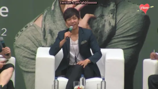 120824 Lee Seung Gi Press Conference in Singapore 1_4 (720p)