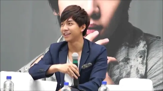 Lee Seung Gi Press conference  at Marina Square Shopping Mall in Singapore 24.08.2012 (720p)