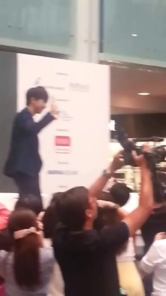 Lee Seung Gi PressCon 6 (360p)