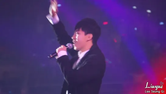 131222 Lee Seung Gi - Because Youre My Girl (Psy concert) [IPDeCX3Kvfk]