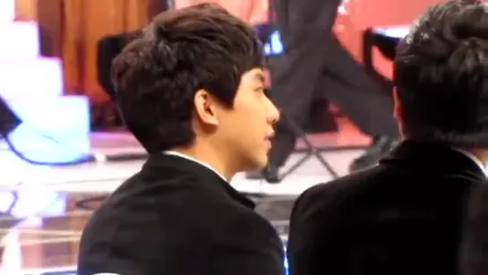 10.12.25 KBS Entertainment Awards fancam - Lee Seung Gi [1tSajSoSaVA]