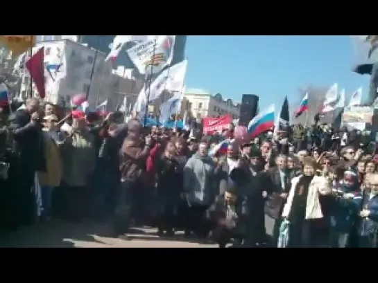 Сожжение чучела бандеры в Донецке (06. 04. 14)