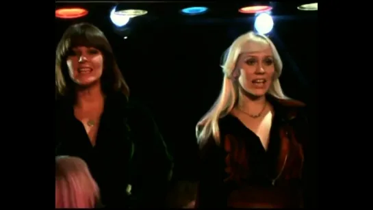 ABBA - Dancing Queen (1976)