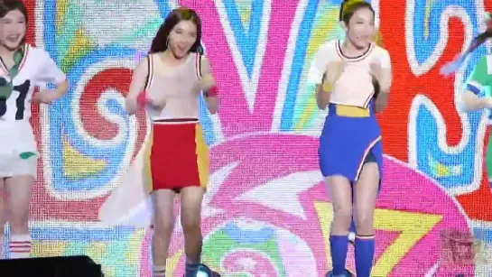 140809 Red Velvet - Happiness @ Music Festival 'Music Core Special' in Sokcho [ FANCAM ]