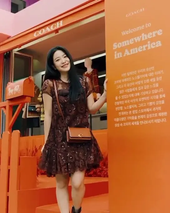 221002 Yeri (Red Velvet) @ Coach Pop-Up Store Event