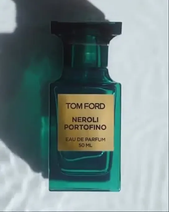 Реклама Tom Ford предоставлено @ yoo_7_7_yoo