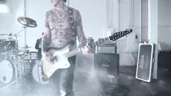 KXM “NOISES IN THE SKY“ ⁄ Official Video ⁄ George Lynch, dUg Pinnick (Kings X), Ray Luzier (Korn)